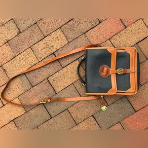 COPY - Dooney & Bourke cross body handbag